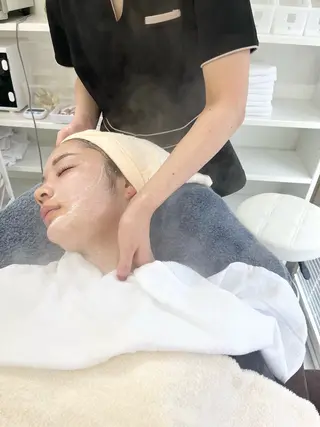 Toujours所属・Toujours トゥジュールのエステ・リラクイメージ