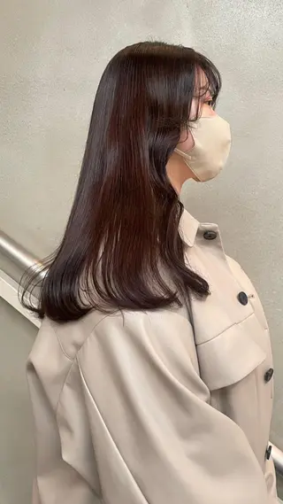 ロング カラー 佐藤 永夏のヘアスタイル