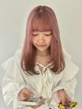 セミロング カラー ヘアアレンジ 眉毛アイブロウ&まつ毛パーマiena渋谷/パリジェンヌ/眉毛まつげパーマ/眉毛アイブロウ所属・iena渋谷 /ゆーこのマツエク・マツパデザイン