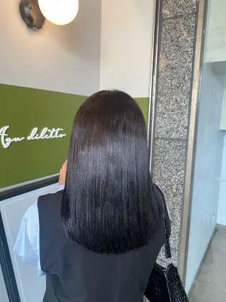 セミロング カラー 一ノ谷 優妃のヘアスタイル