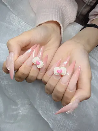 ネイル Lee Nailsのネイルデザイン