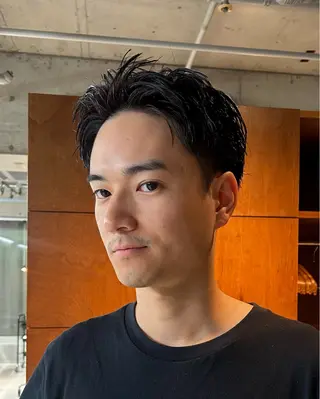 メンズ 柔らかいオリーブ🍃 カラーNatsumiのヘアスタイル