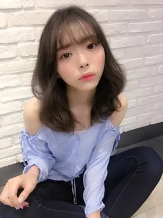 セミロング カラー 遠藤 眞実のヘアスタイル