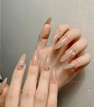 ネイル Queens みなみのネイルデザイン