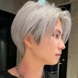 カラー メンズ ウルフ/レイヤー/ ブリーチカラーのヘアスタイル