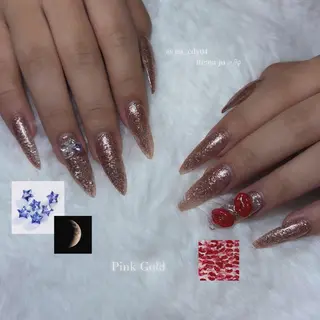 ネイル Rena-ju キャサディのネイルデザイン