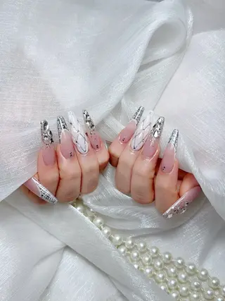 ネイル ENsalon akiのネイルデザイン