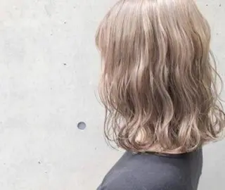 ミディアム カラー ❁*EARTH/A 島崎千夏❁⃘*.ﾟのヘアスタイル