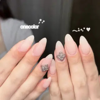 ネイル 🩰fein. hana🫧のネイルデザイン