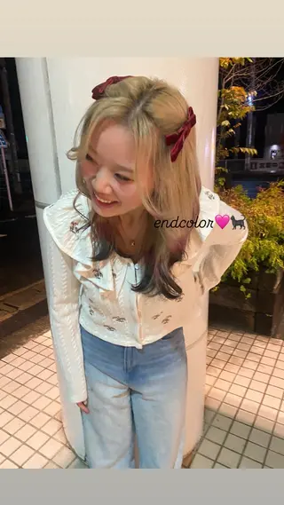 カラー 棟方 世奈のヘアスタイル