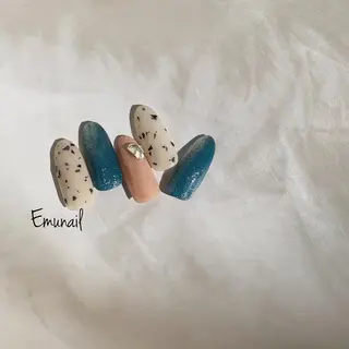 ネイル Emu Nailのネイルデザイン