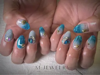 ネイル M.JEWELRY tomomiのネイルデザイン