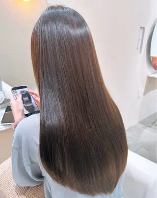 ロング 髪質改善✨ハツメイ オグ✂️のヘアスタイル