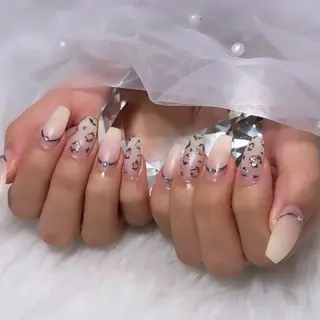 ネイル RE:Bonn所属・salon re:bonnのネイルデザイン