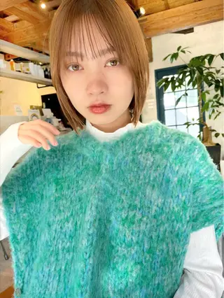 ミディアム ボブ顔周り 韓国遠藤小雪のヘアスタイル