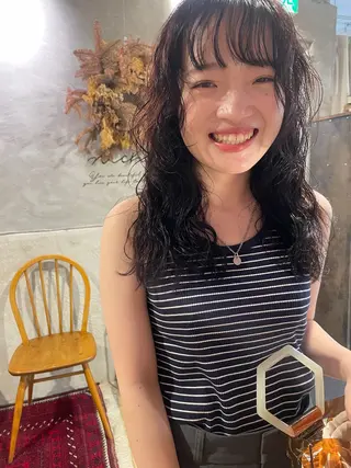 セミロング パーマ さの あやねのヘアスタイル