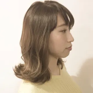 ミディアム カラー レイヤーカット匠 イソザキノリユキのヘアスタイル