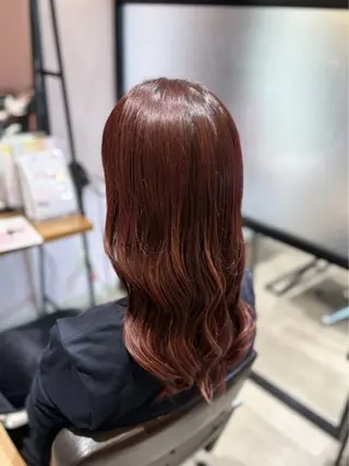 カラー 西原 愛紗のヘアスタイル