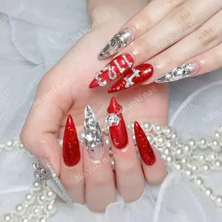 ネイル Queenie 🦋のネイルデザイン