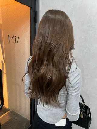 ロング カラー AIRI layer cut hairのヘアスタイル