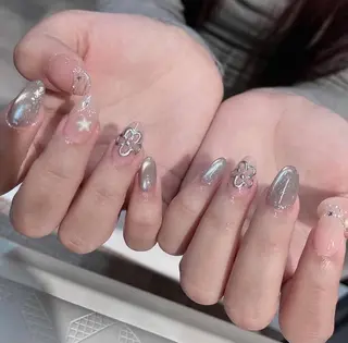 ネイル Sara+所属・sara +のネイルデザイン