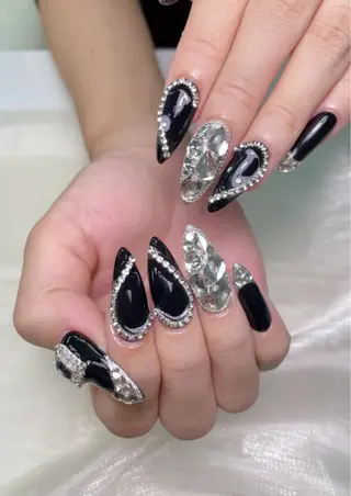 ネイル lucky nail 歌舞伎町のネイルデザイン