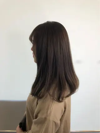 カラー インナー×縮毛矯正 ピンクカラー澤井里菜のヘアスタイル