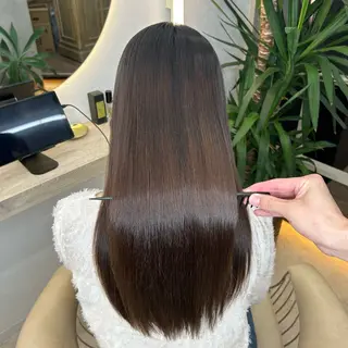 ロング Hui.所属・縮毛矯正・髪質改善 特化 出納 直起のヘアスタイル