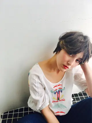 ショート カラー Lagom なかだのヘアスタイル