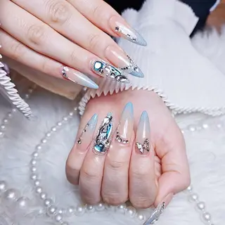 ネイル 🌈Yun nail hyejin💋のネイルデザイン