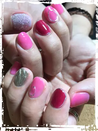 ネイル ECLAT エクラ所属・寺山 千鶴のネイルデザイン