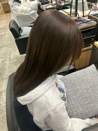 カラー 小森田 果怜 カラー、縮毛矯正のヘアスタイル