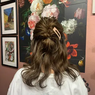 セミロング ヘアアレンジ chouette/ 根本優希のヘアスタイル