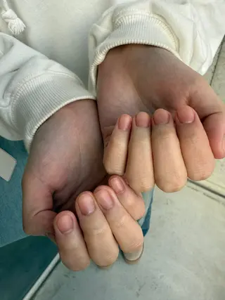 ネイル nail spot givemine所属・山﨑 えり子の眉毛・アイブロウイメージ