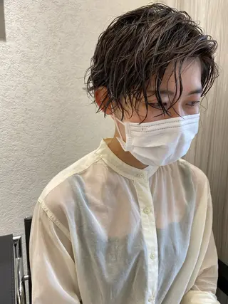 ショート カラー パーマ ムトウセイマ/艶髪 /艶ケアWブリーチのヘアスタイル