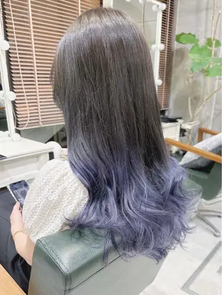 ロング カラー ヘアアレンジ 𝐑𝐈𝐍𝐊𝐀 🐣🩷のヘアスタイル