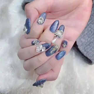 ネイル 中牟田 彩水のネイルデザイン