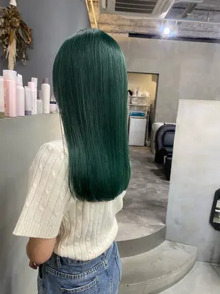 セミロング カラー qulim所属・前橋 姫奈のヘアスタイル