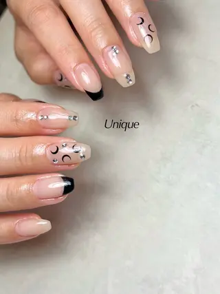 ネイル Unique 【ユニーク】のネイルデザイン