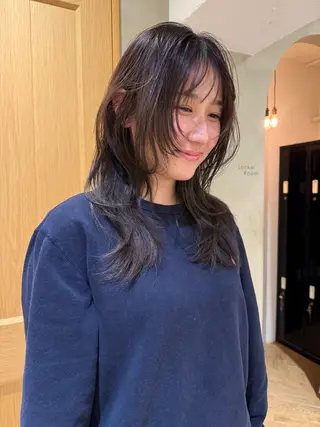 ロング 🤍LOREN エリコ🌈のヘアスタイル