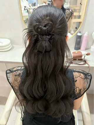 ヘアアレンジ セットサロンCURE 🩵あんみのマツエク・マツパデザイン