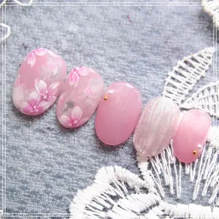 ネイル 山田 麻衣のネイルデザイン