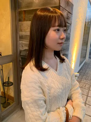 セミロング longtemps所属・カワサキ マホのヘアスタイル