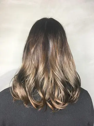 セミロング カラー edge.所属・くまがい みゆ【edge.】のヘアスタイル