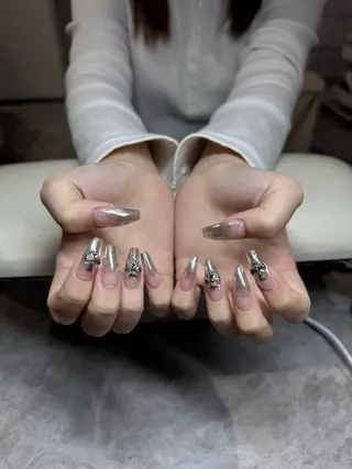 ネイル IROHA NAIL 北村菜帆のネイルデザイン