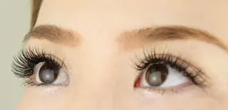 マツエク・マツパ 心斎橋 boudoirの眉毛・アイブロウイメージ