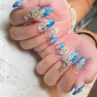 ネイル White lily所属・牧田 雅世のネイルデザイン