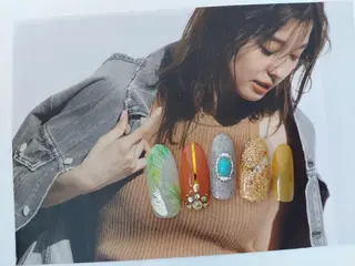 ネイル bloom *のネイルデザイン