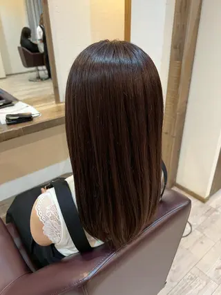 ミディアム カラー 工藤 梨花のヘアスタイル