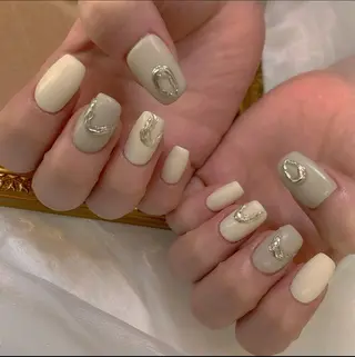 ネイル ヤマダ サクラのヘアスタイル